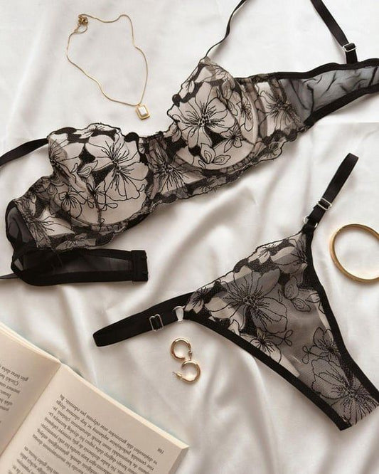 Lace Reverie Bralet Set